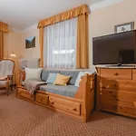Haus Koetschach-5 By Interhome Апартаменты *