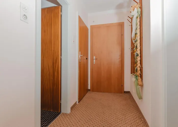 Haus Koetschach-5 By Interhome Lejlighed