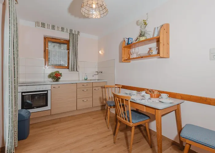 Haus Koetschach-5 By Interhome באד גסטיין