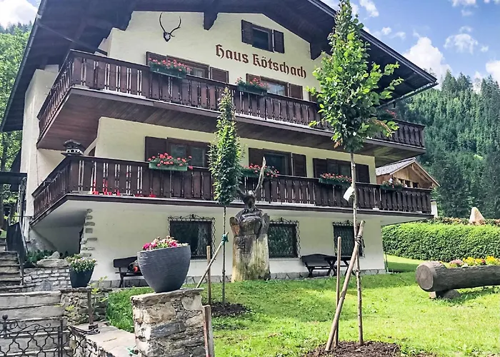 Haus Koetschach-5 By Interhome Daire *